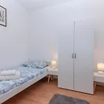 Prázdninový dům Three-bedroom In