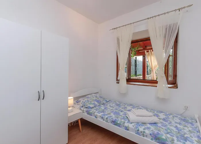 Three-bedroom In * Oklaj